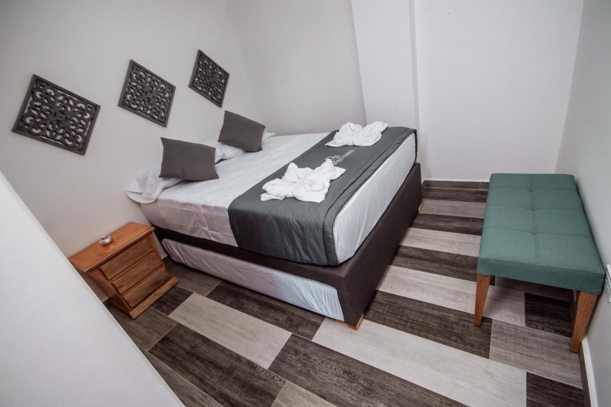 Las Palmas Apartamentos Guatapé Extérieur photo